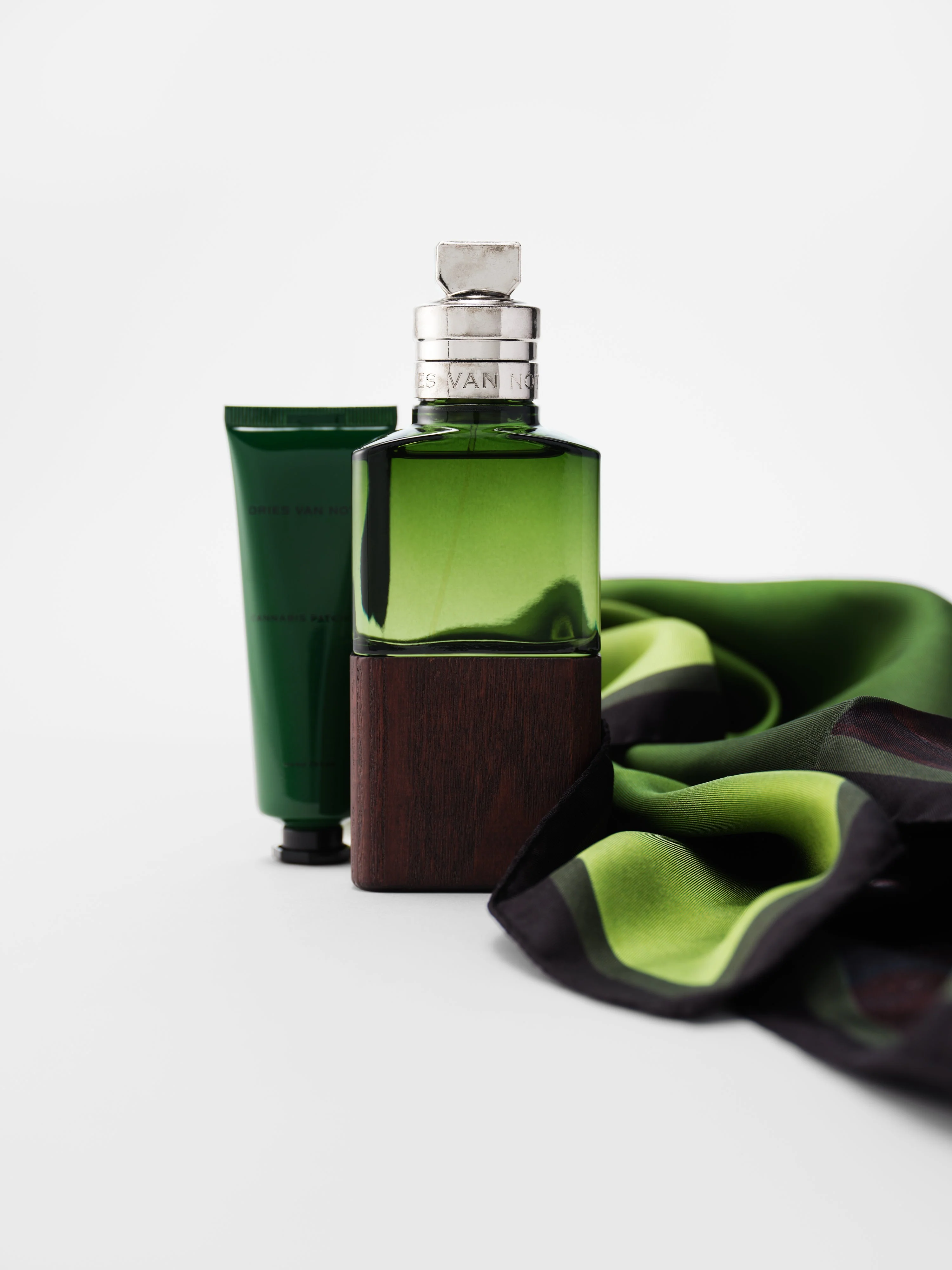 Foulard Cannabis Patchouli - Image 3