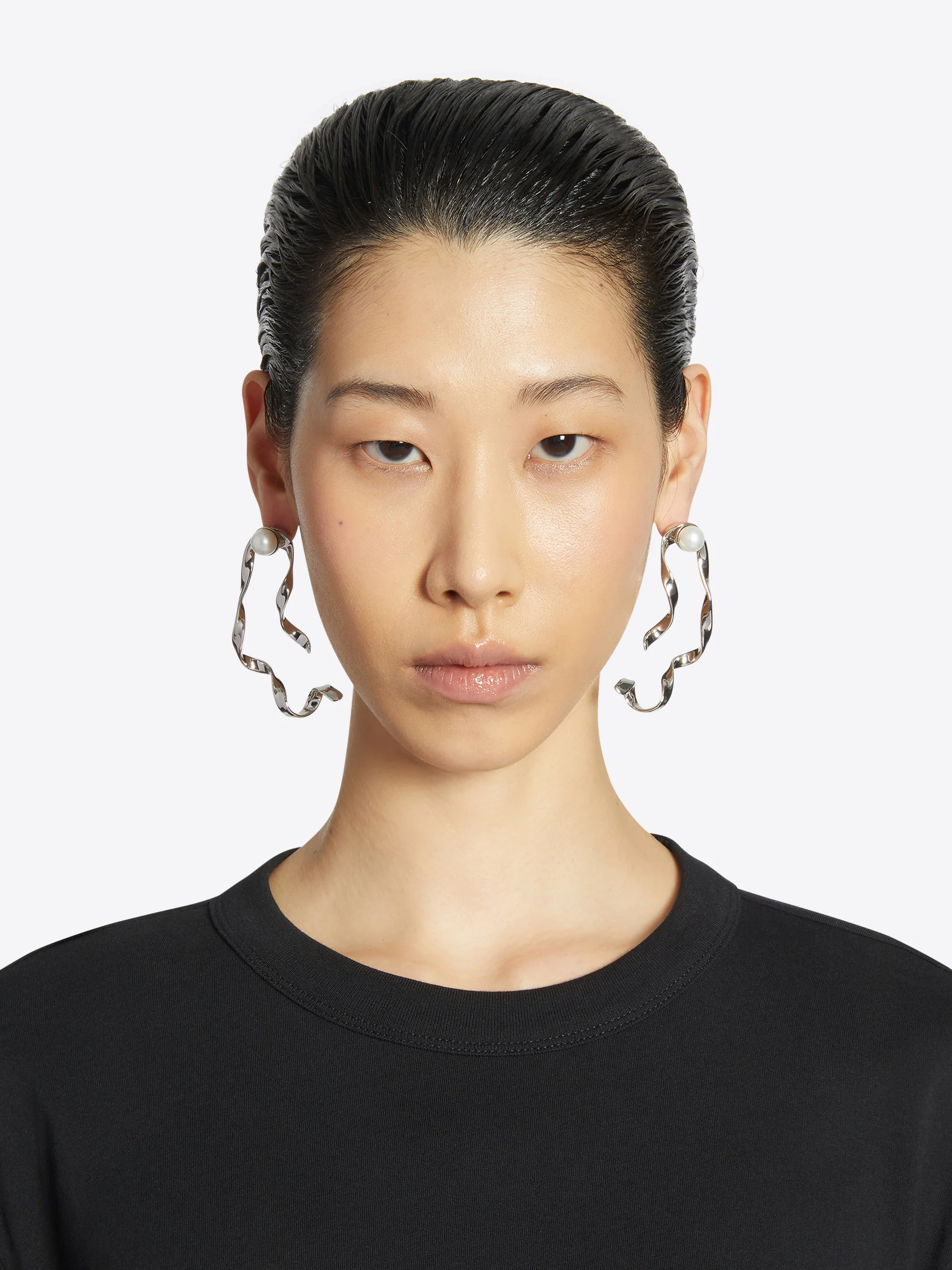 Wave stud earrings - Image 4