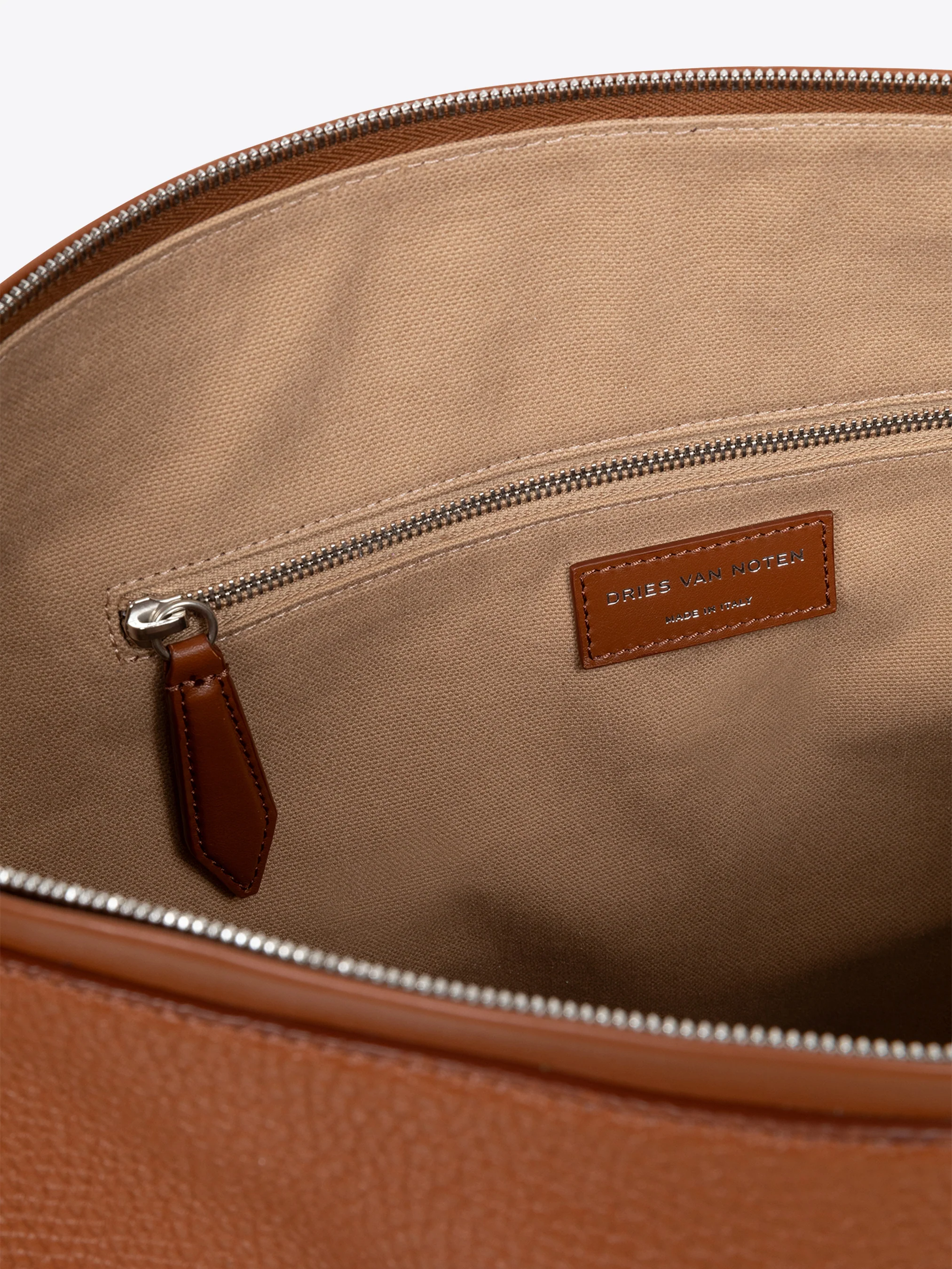 Leather holdall - Image 5