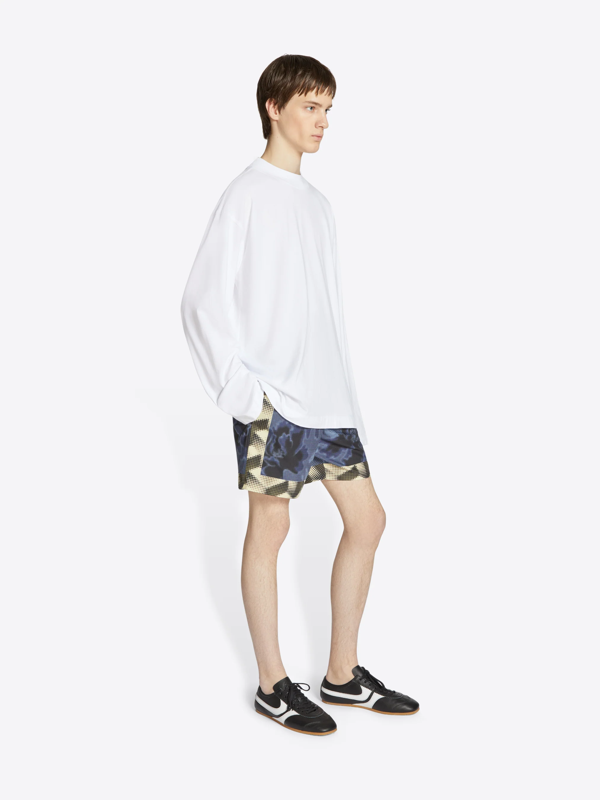 Printed swim shorts - Image 15