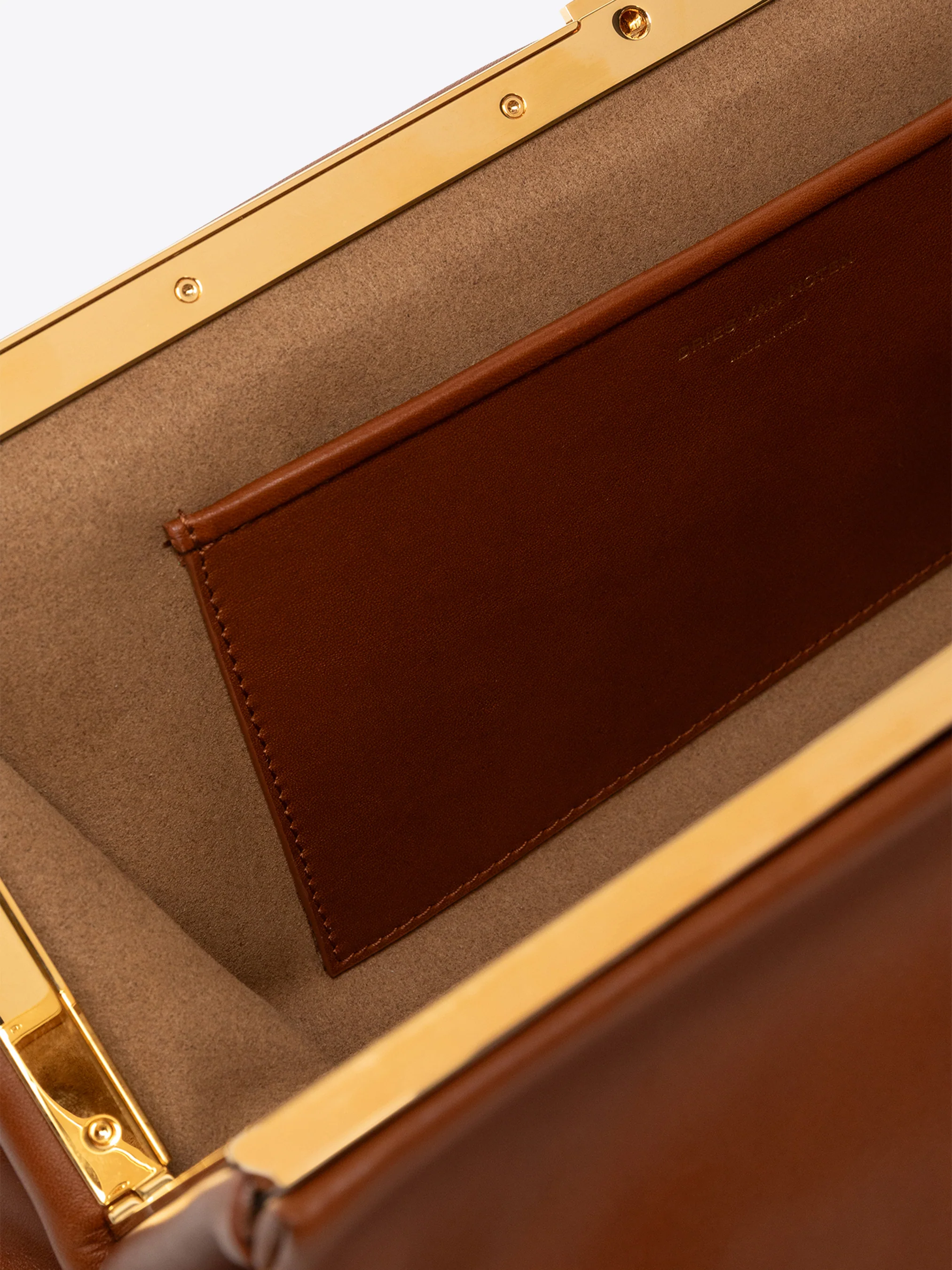 Pleated leather clutch - Image 5