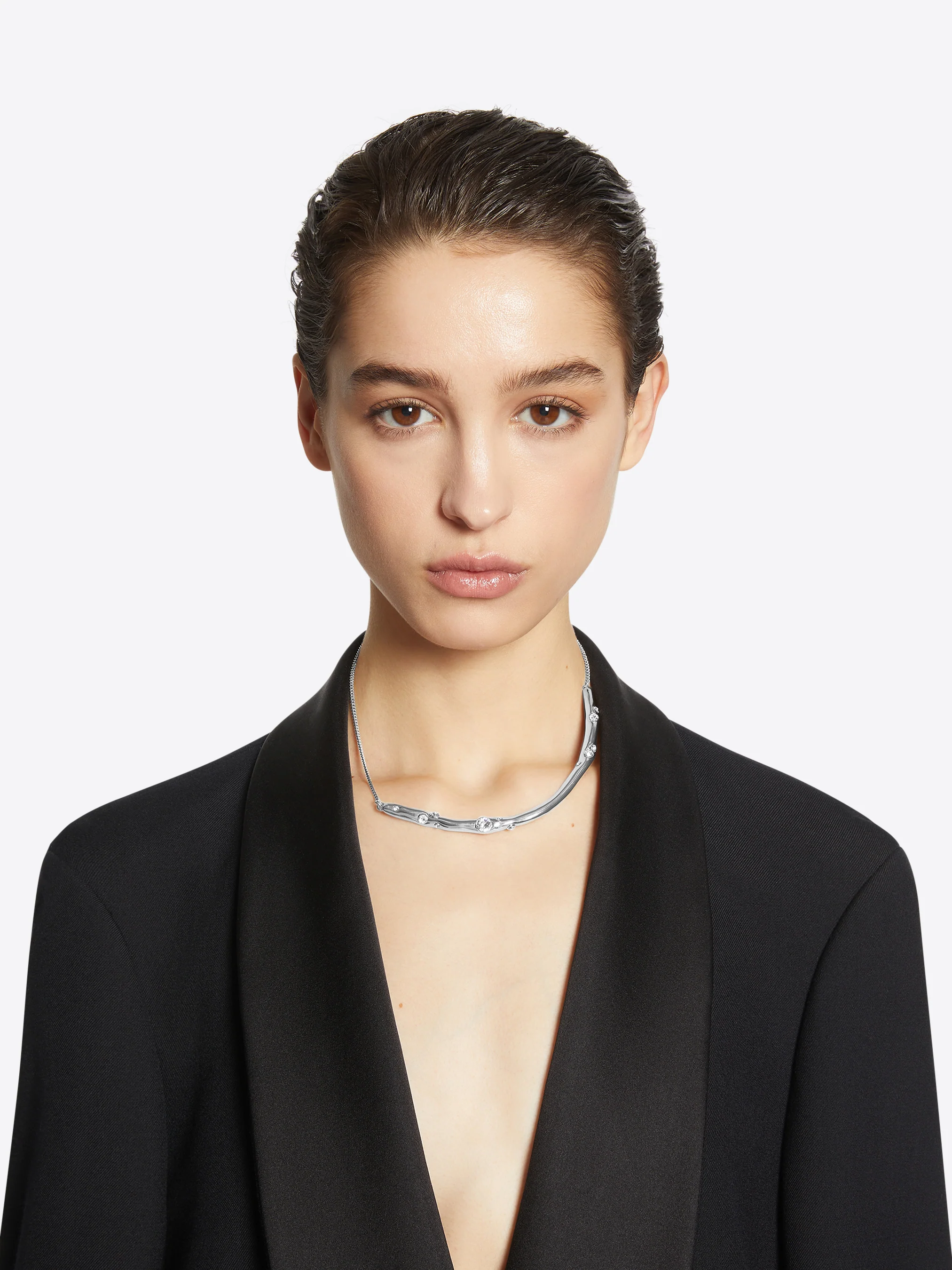 Embellished necklace - Image 4
