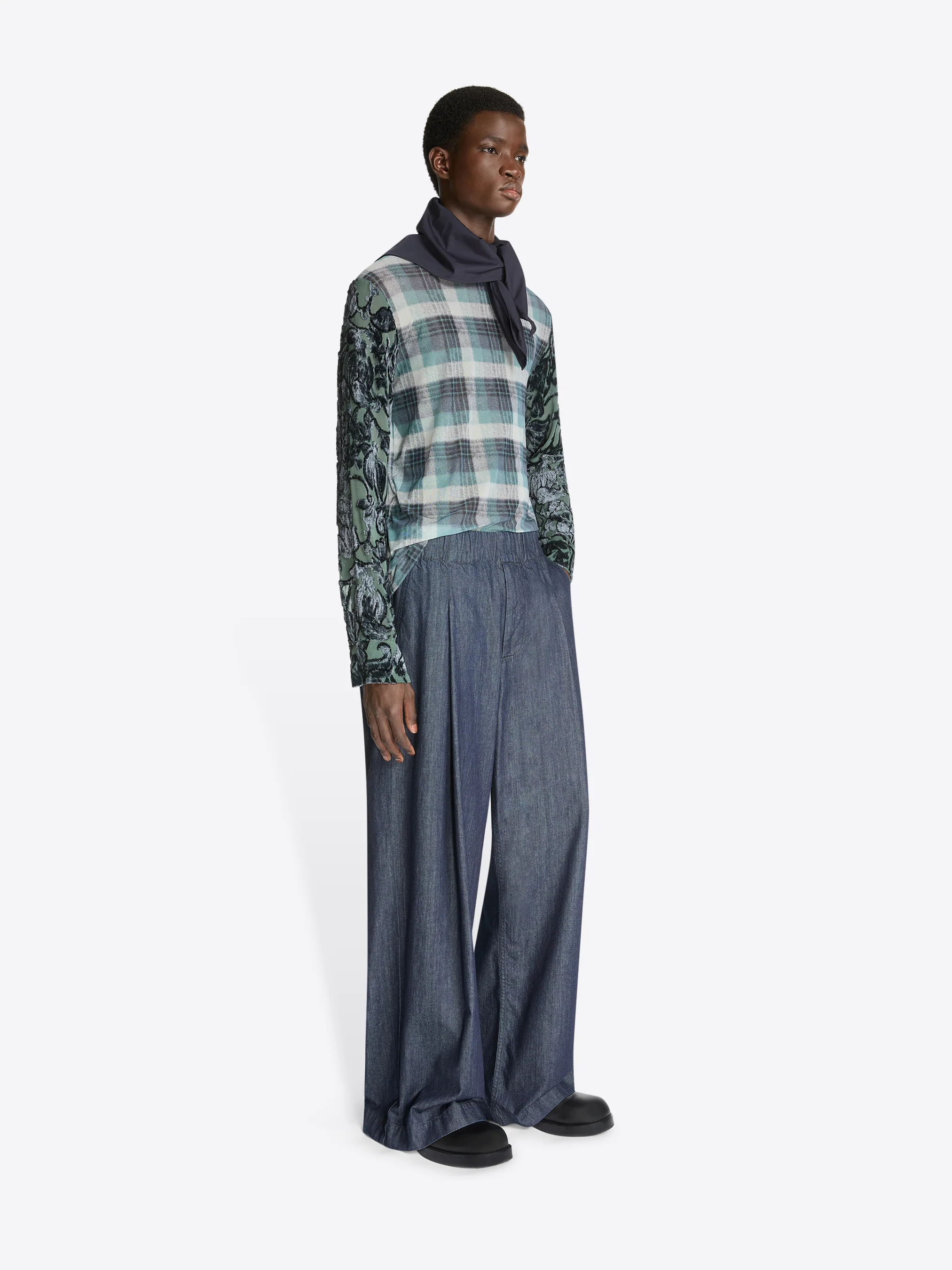 Elasticated jeans - Image 3
