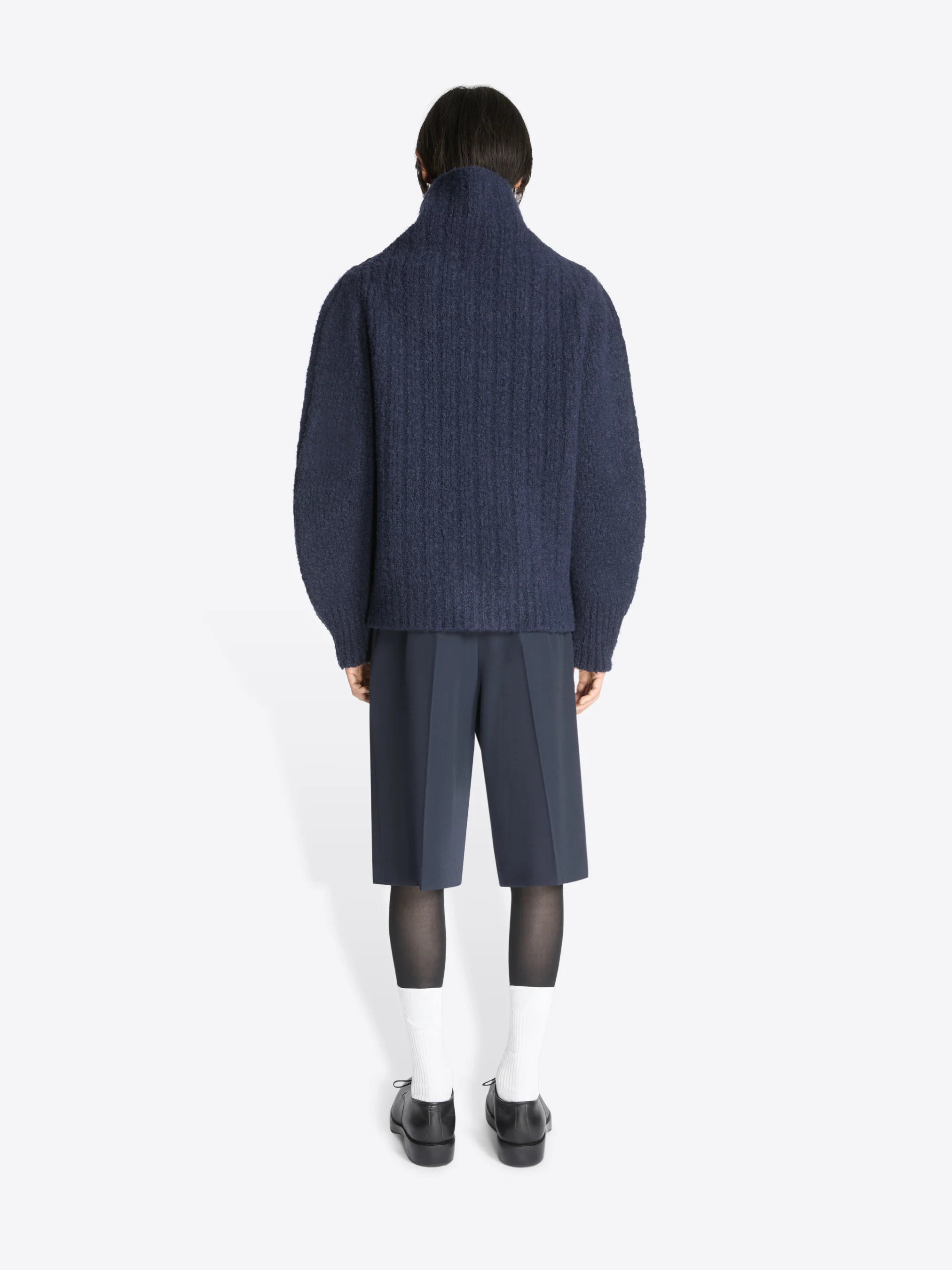 Tailored wool shorts - Image 4