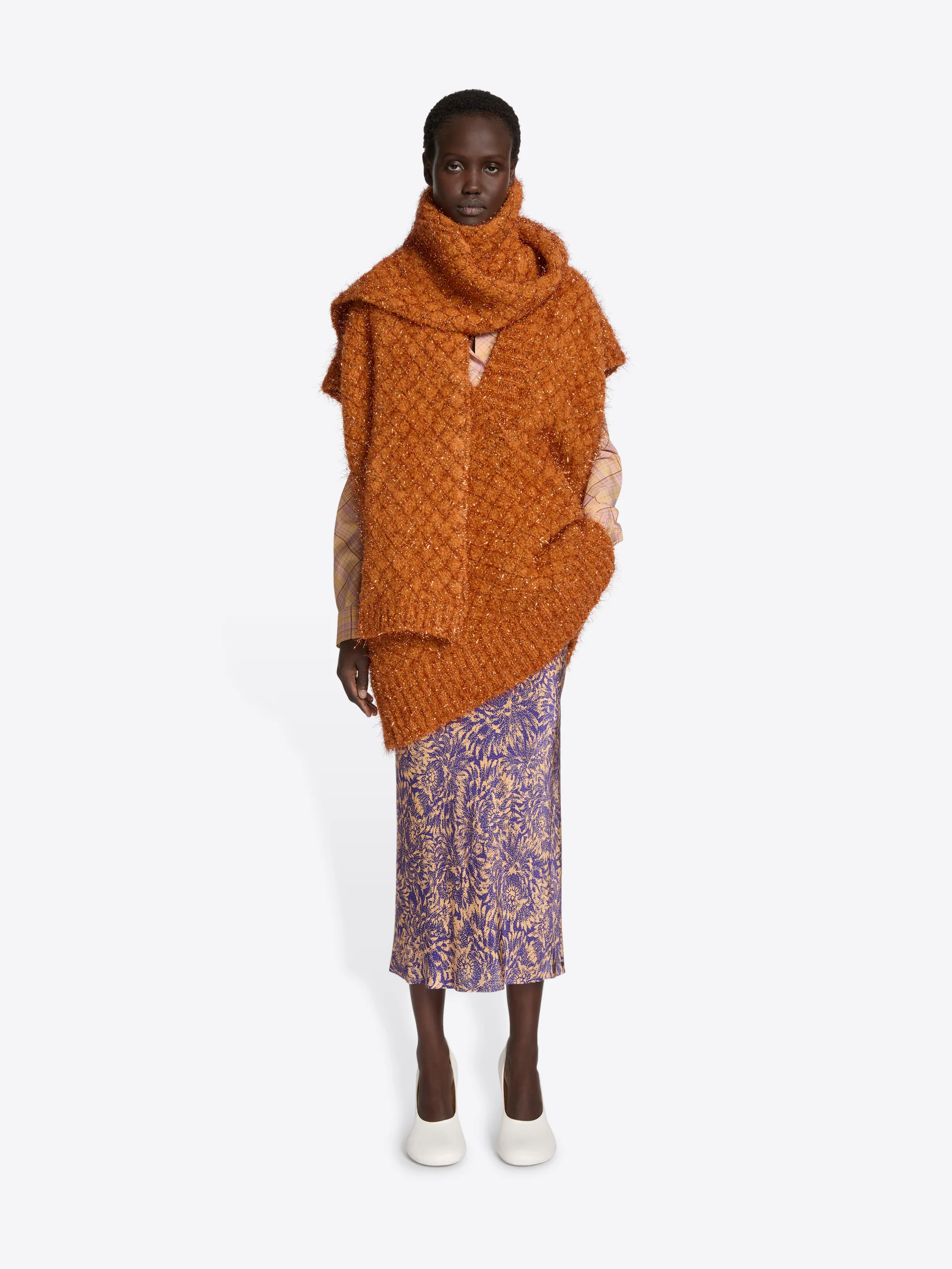 Metallized knit scarf - Image 3