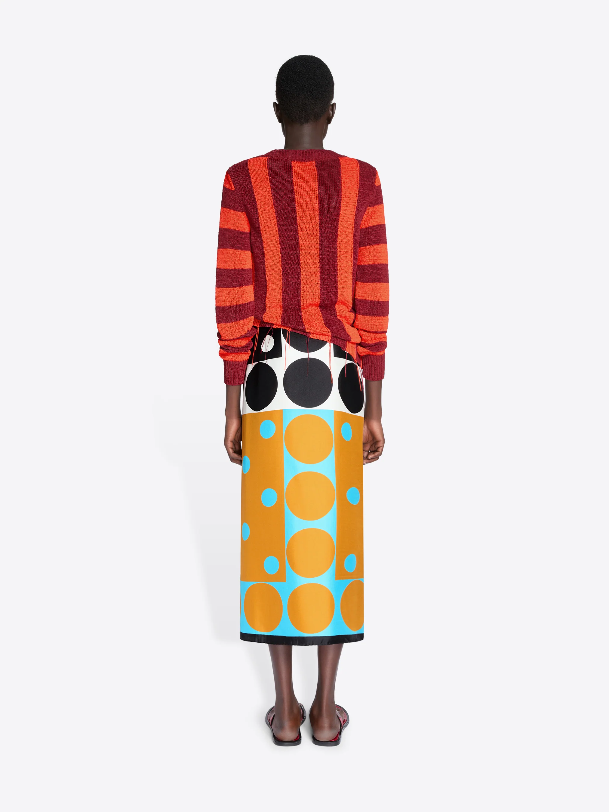 Long wrap scarf-skirt - Image 12