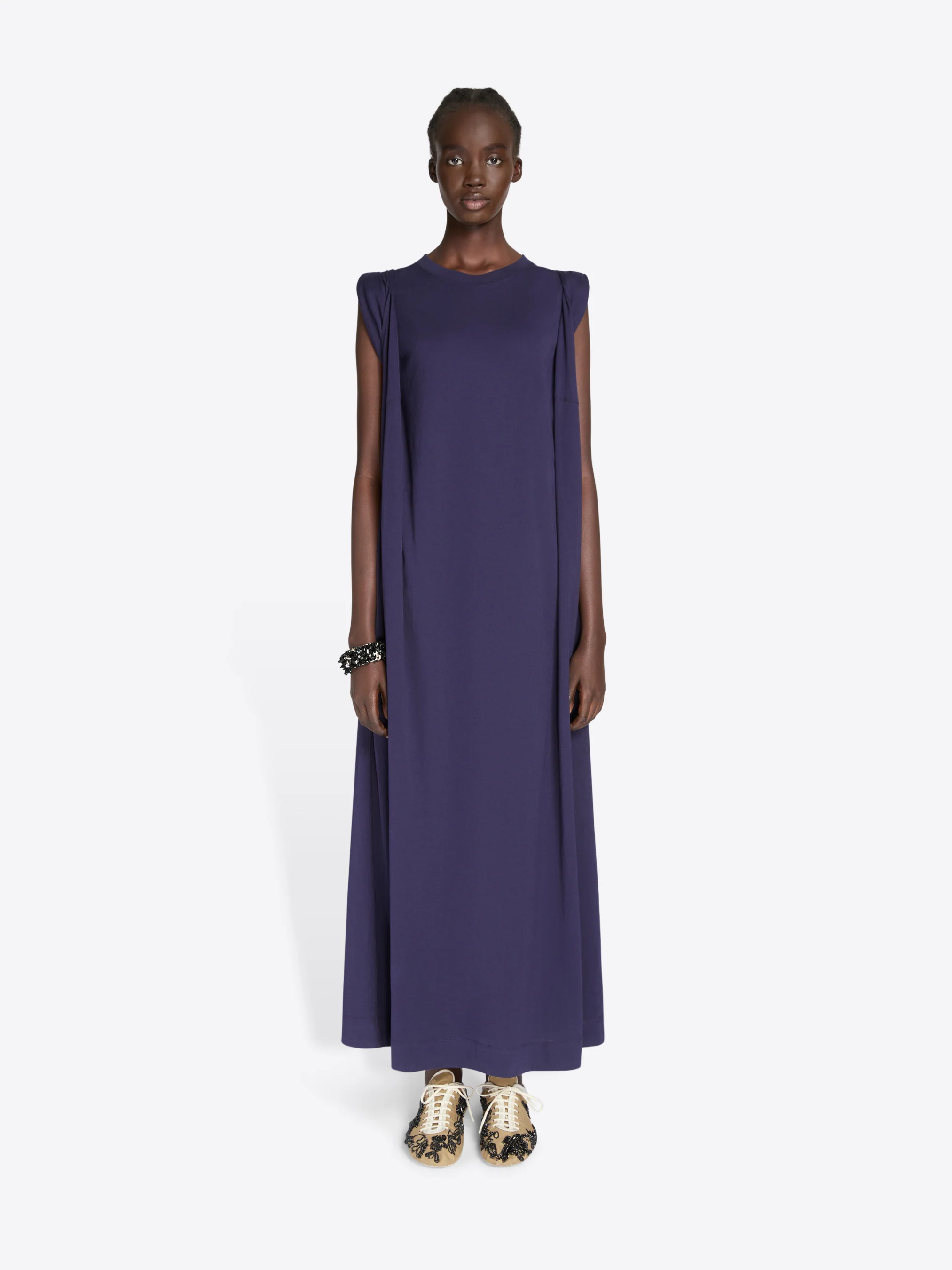 Loose T-shirt dress - Image 6
