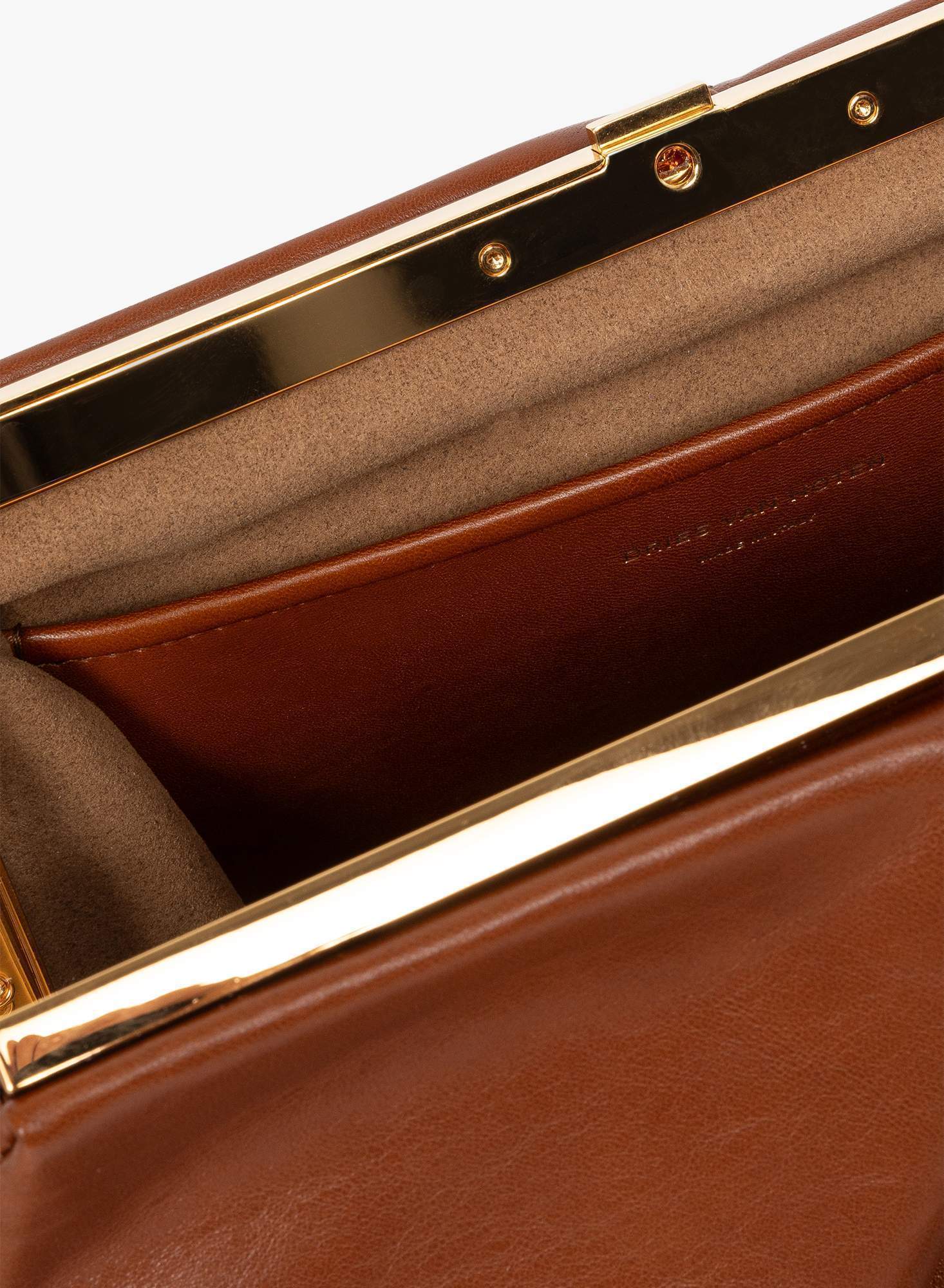 Pleated leather clutch - Image 5