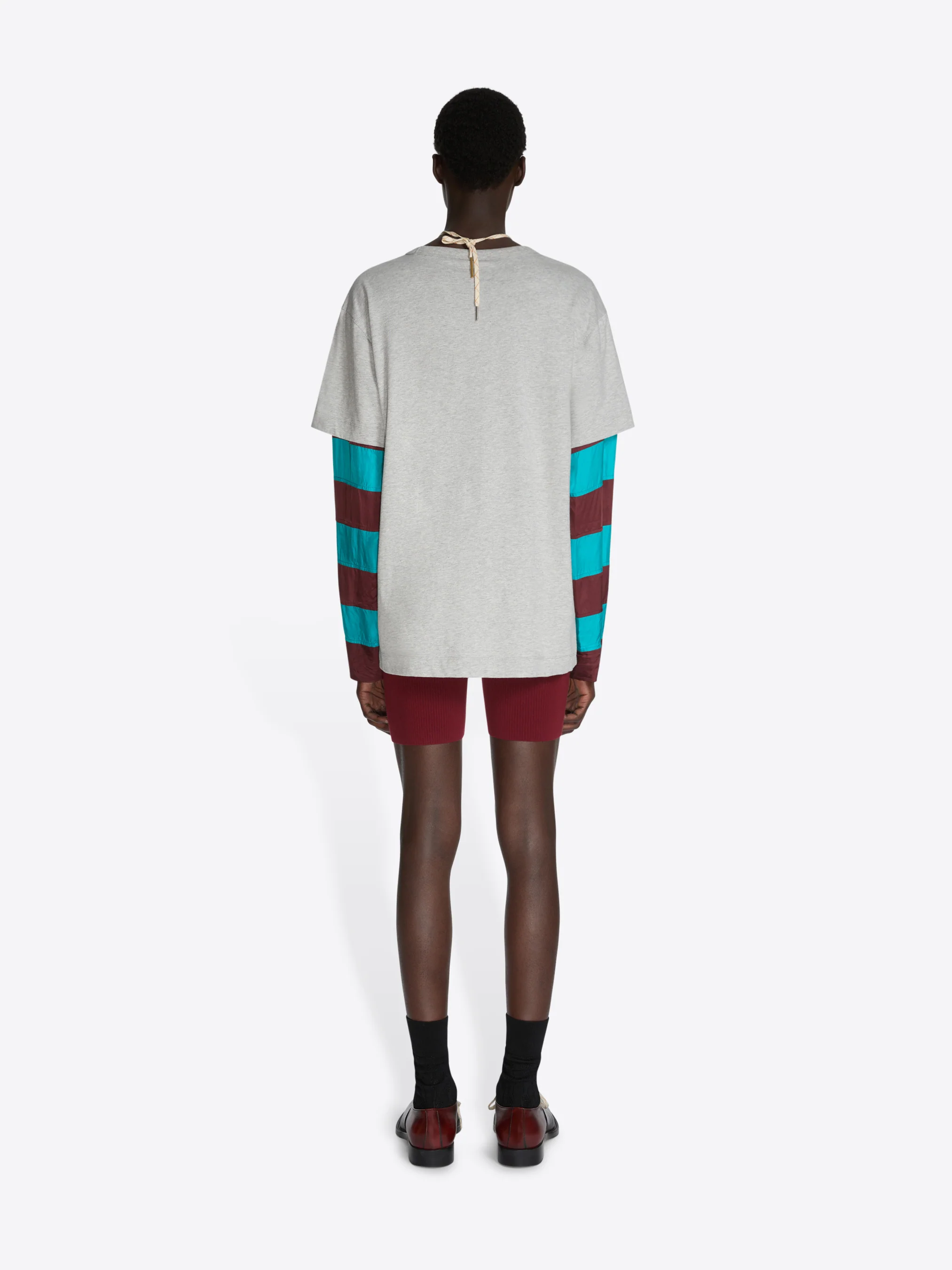 Contrast sleeves tee - Image 8