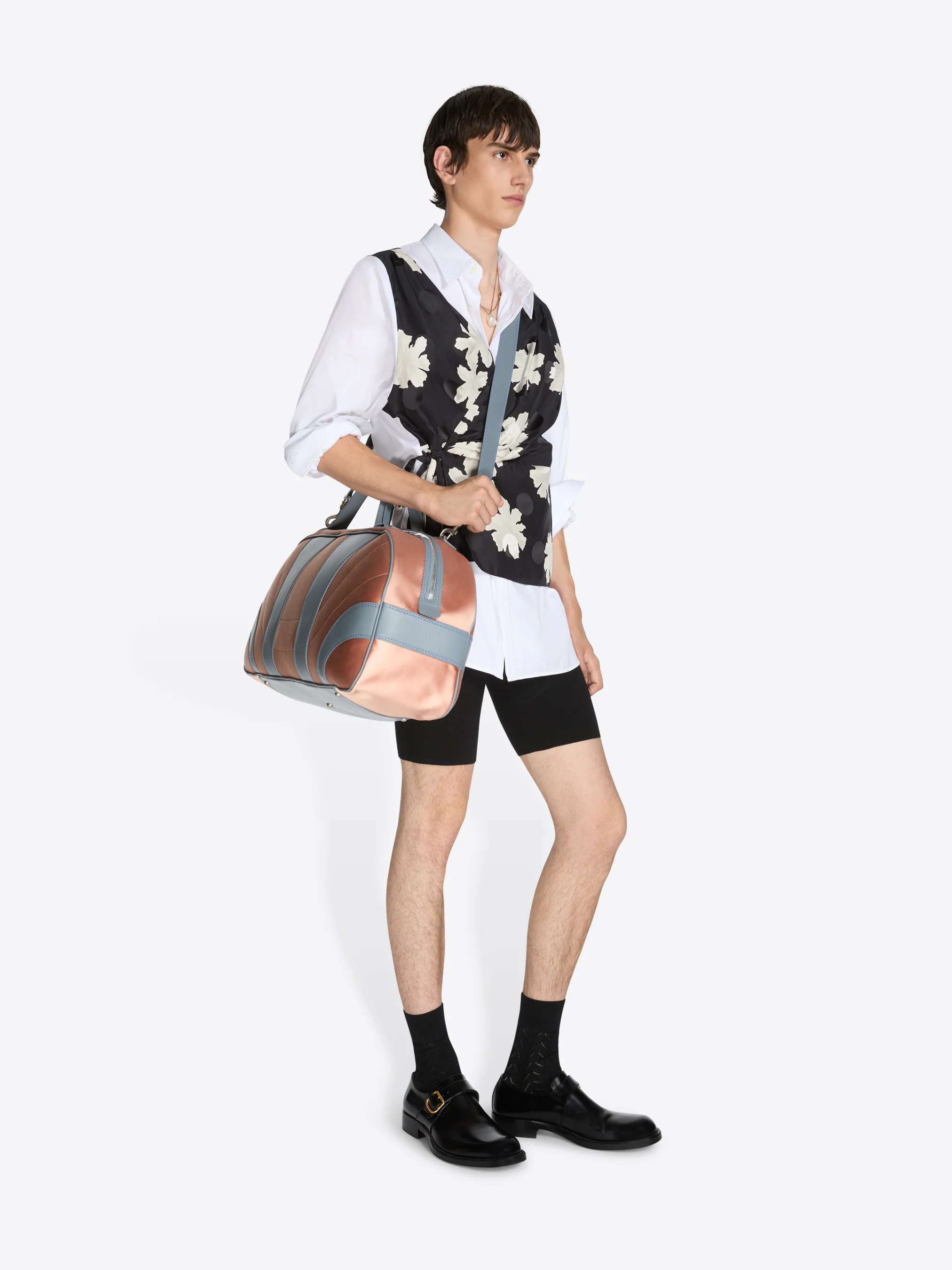 Satin weekend bag - Image 7