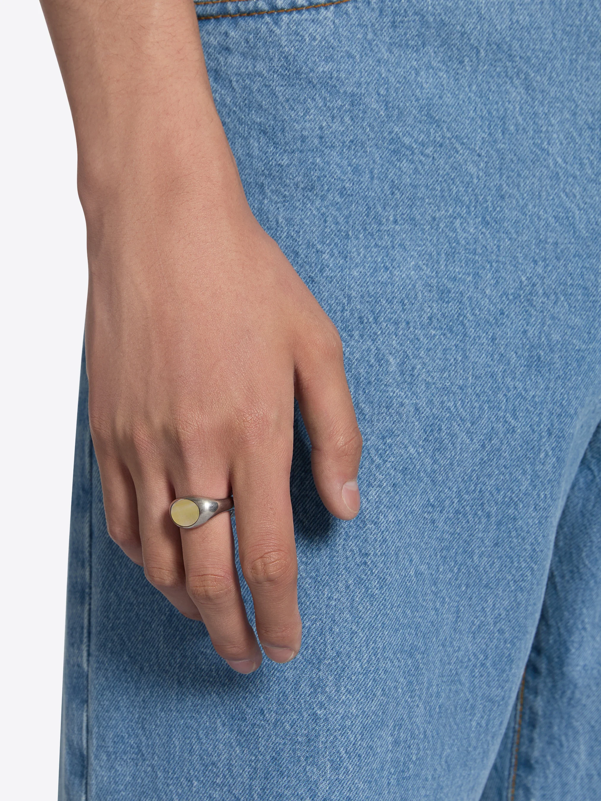 Thin stone signet ring - Image 4