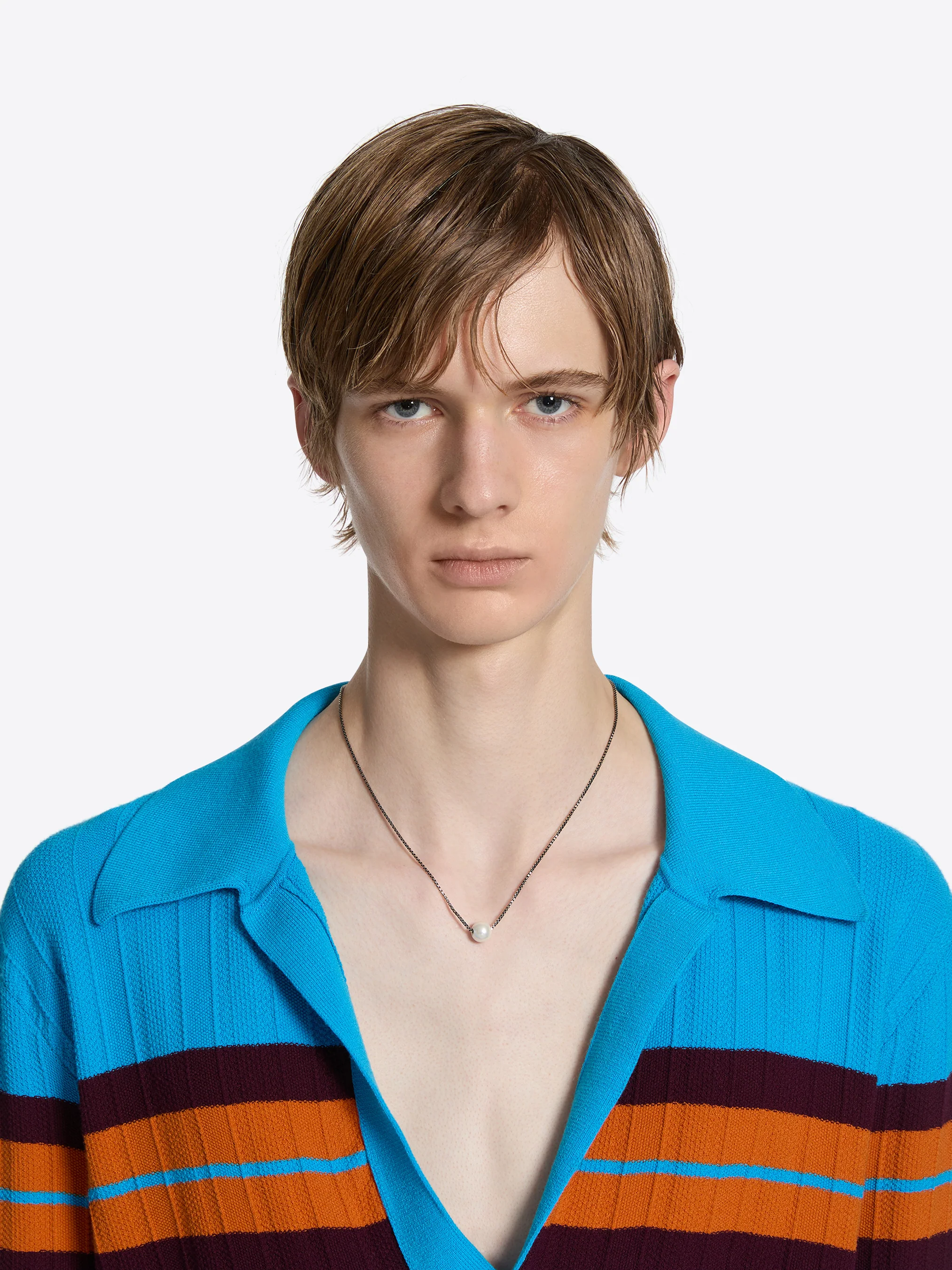 Pearl stud necklace - Image 4