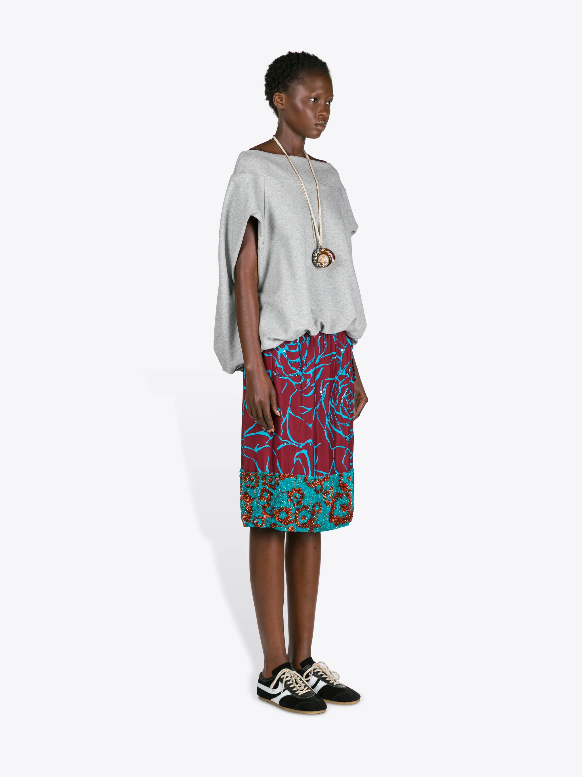 Embroidered skirt - Image 3