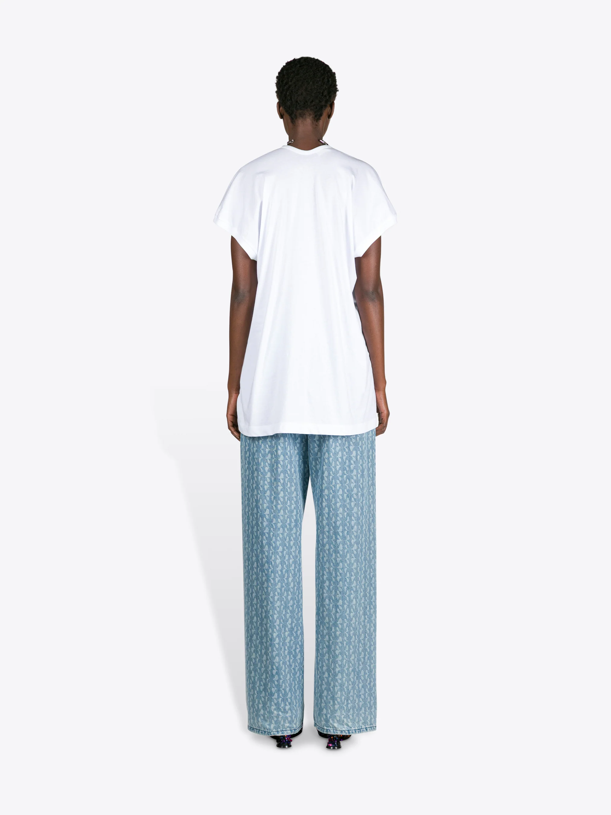 V-neck tee - Image 4