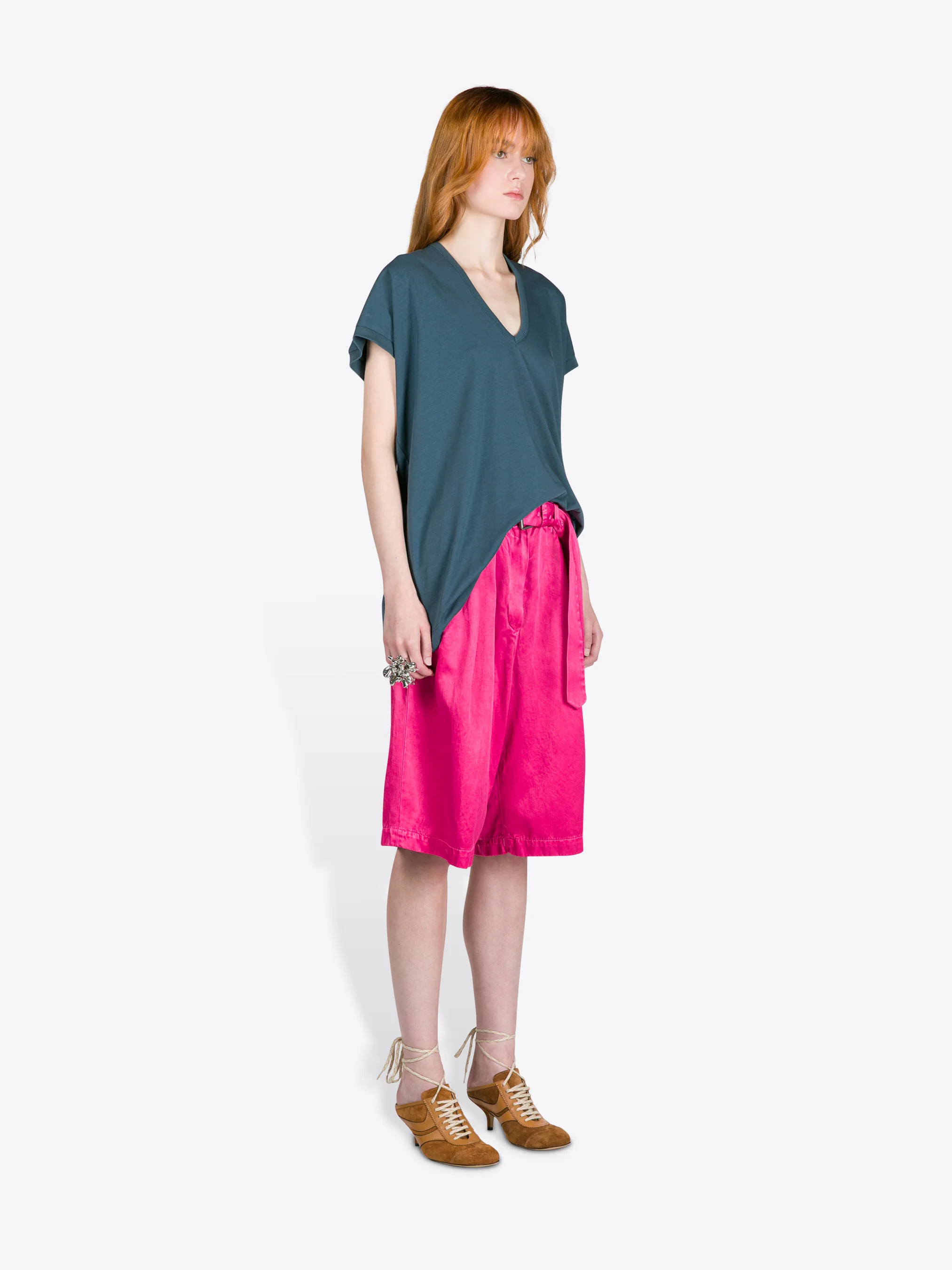 V-neck tee - Image 7